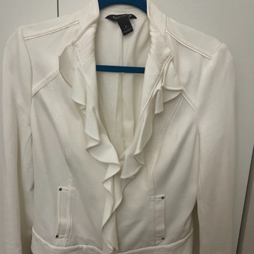 White House/Black Market Ruffled Fitted Blazer | White | Size 8 | NWOT